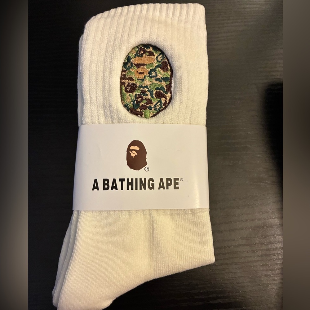 Green Camo Bape Socks - Picture 2 of 3
